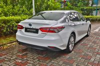 toyota-camry-hybrid-25a-standard-car-choice-singapore