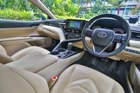 toyota-camry-hybrid-25a-standard-car-choice-singapore