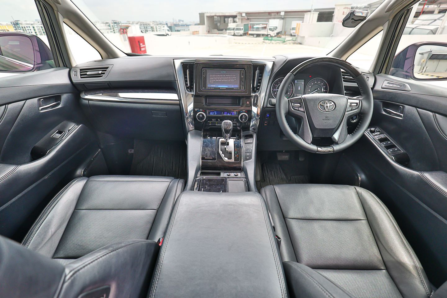 toyota-vellfire-25a-elegance-moonroof-car-choice-singapore