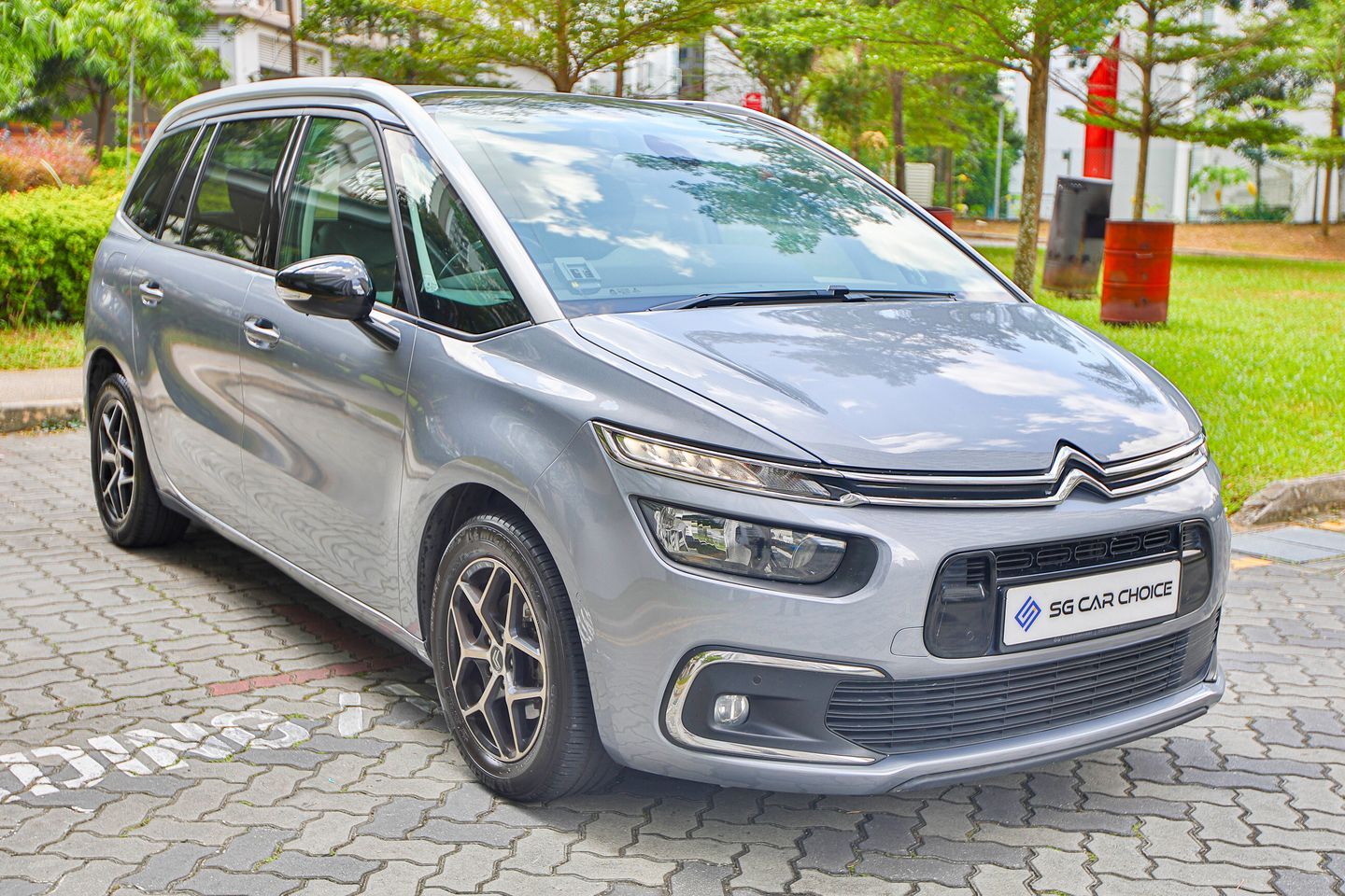 citroen-grand-c4-spacetourer-12a-puretech-eat8-exclusive-car-choice-singapore