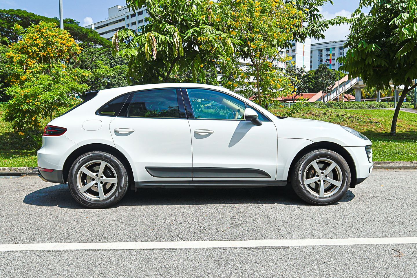 porsche-macan-20a-coe-till-072034-car-choice-singapore