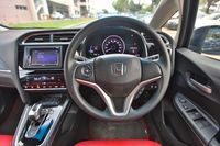 honda-shuttle-hybrid-15a-car-choice-singapore