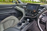 toyota-camry-hybrid-25a-ascent-car-choice-singapore