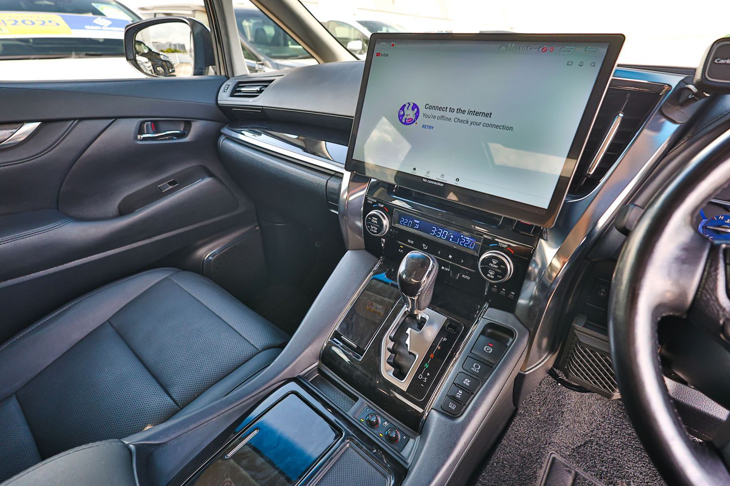 toyota-alphard-25a-s-c-package-moonroof-car-choice-singapore