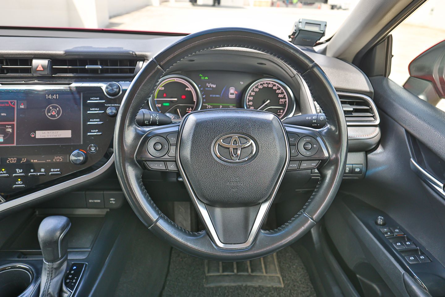 toyota-camry-hybrid-25a-ascent-car-choice-singapore