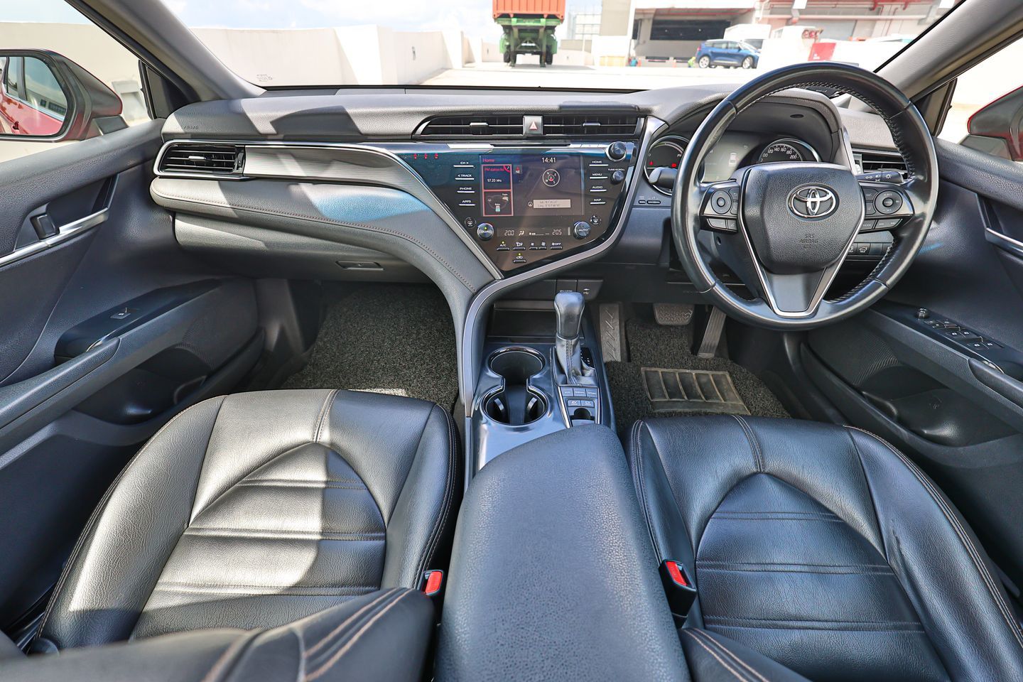 toyota-camry-hybrid-25a-ascent-car-choice-singapore