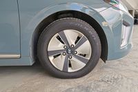 hyundai-ioniq-hybrid-16a-dct-car-choice-singapore