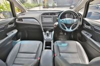 honda-shuttle-hybrid-15a-car-choice-singapore