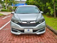 honda-shuttle-hybrid-15a-car-choice-singapore