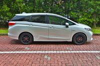 honda-shuttle-hybrid-15a-car-choice-singapore