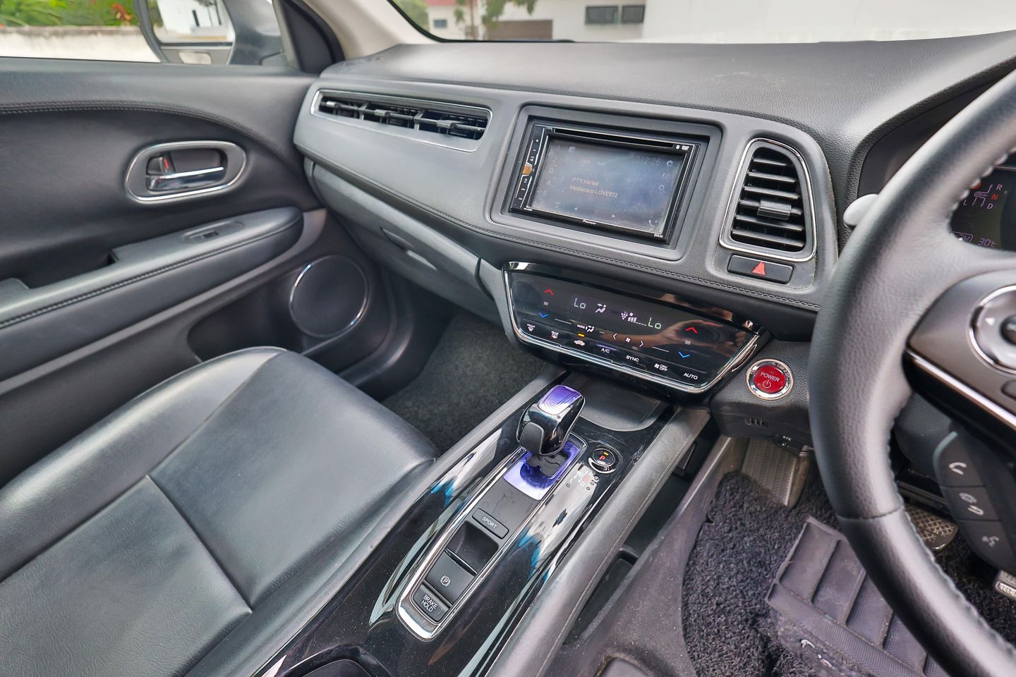 honda-vezel-hybrid-15a-x-car-choice-singapore