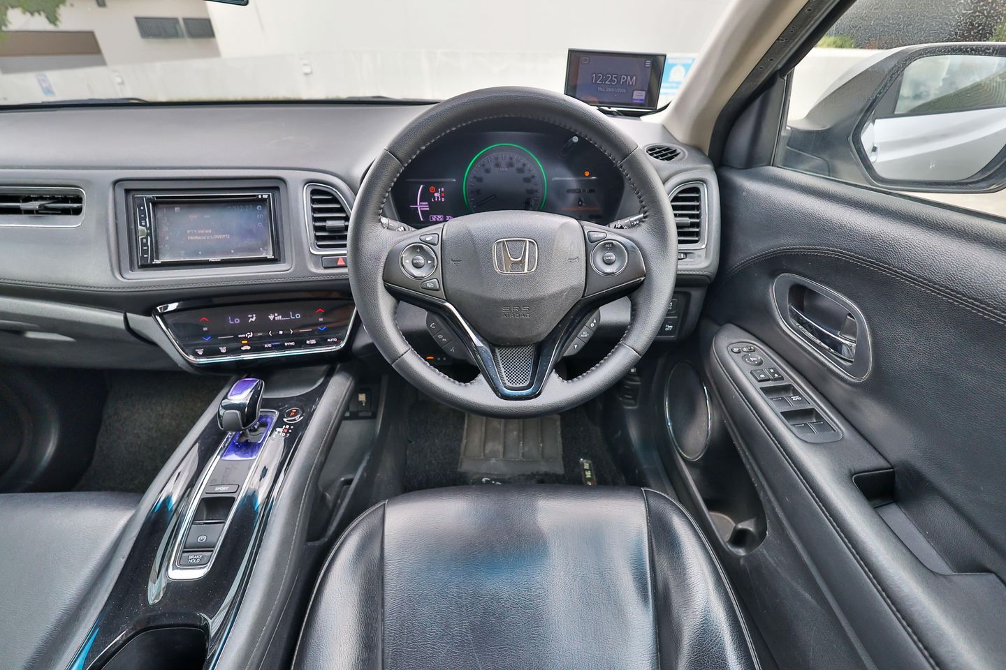 honda-vezel-hybrid-15a-x-car-choice-singapore