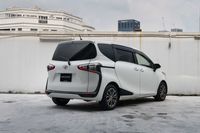 toyota-sienta-15a-g-car-choice-singapore