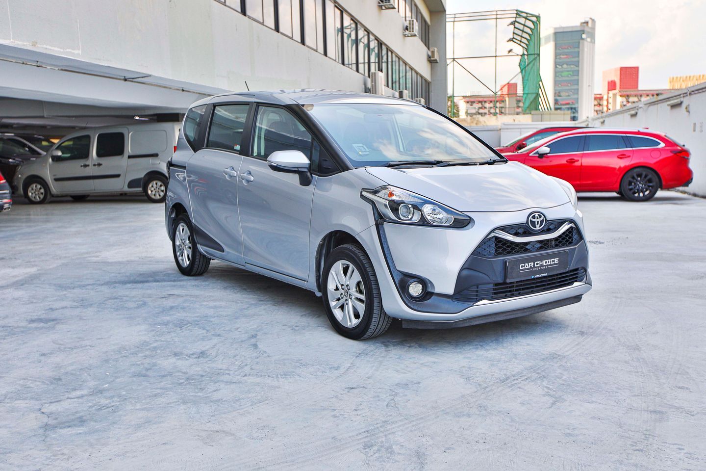 toyota-sienta-15a-standard-car-choice-singapore