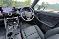 Certified Pre-Owned Lexus IS300h Executive | Car Choice Singapore