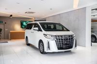 toyota-alphard-35a-executive-lounge-car-choice-singapore