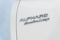 toyota-alphard-35a-executive-lounge-car-choice-singapore